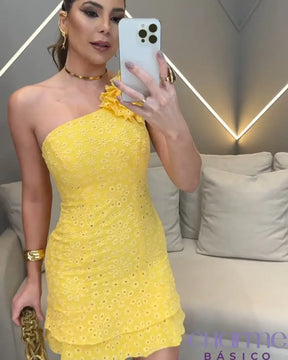 Vestido Camila Sunshine – Brilho E Charme Em Um Só Look!