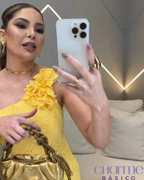 Vestido Camila Sunshine – Brilho E Charme Em Um Só Look!