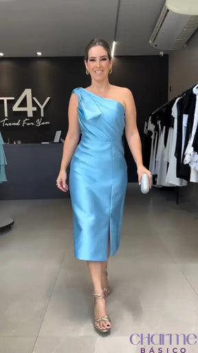 Vestido Midi Elegance – O Luxo em Cada Detalhe